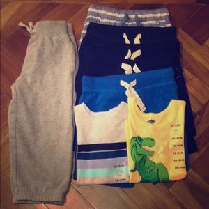 8 piece boy Lot 2T and 18-24 months Old navy